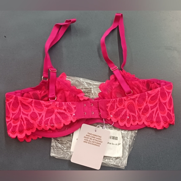 Savage X Fenty Bra - Picture 2 of 3